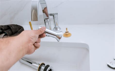 Bathroom Faucet Leaking at Base: 7 Steps to Instantly Fix the Issue